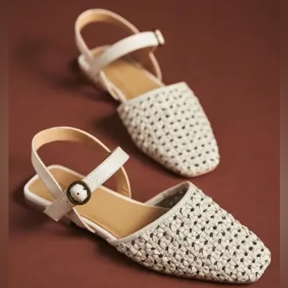 Pilcro woven flats in cream - size 8